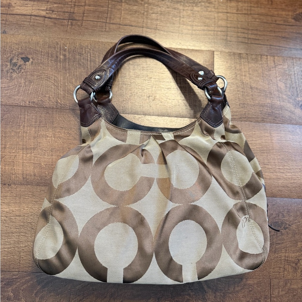 Coach shoulder bag